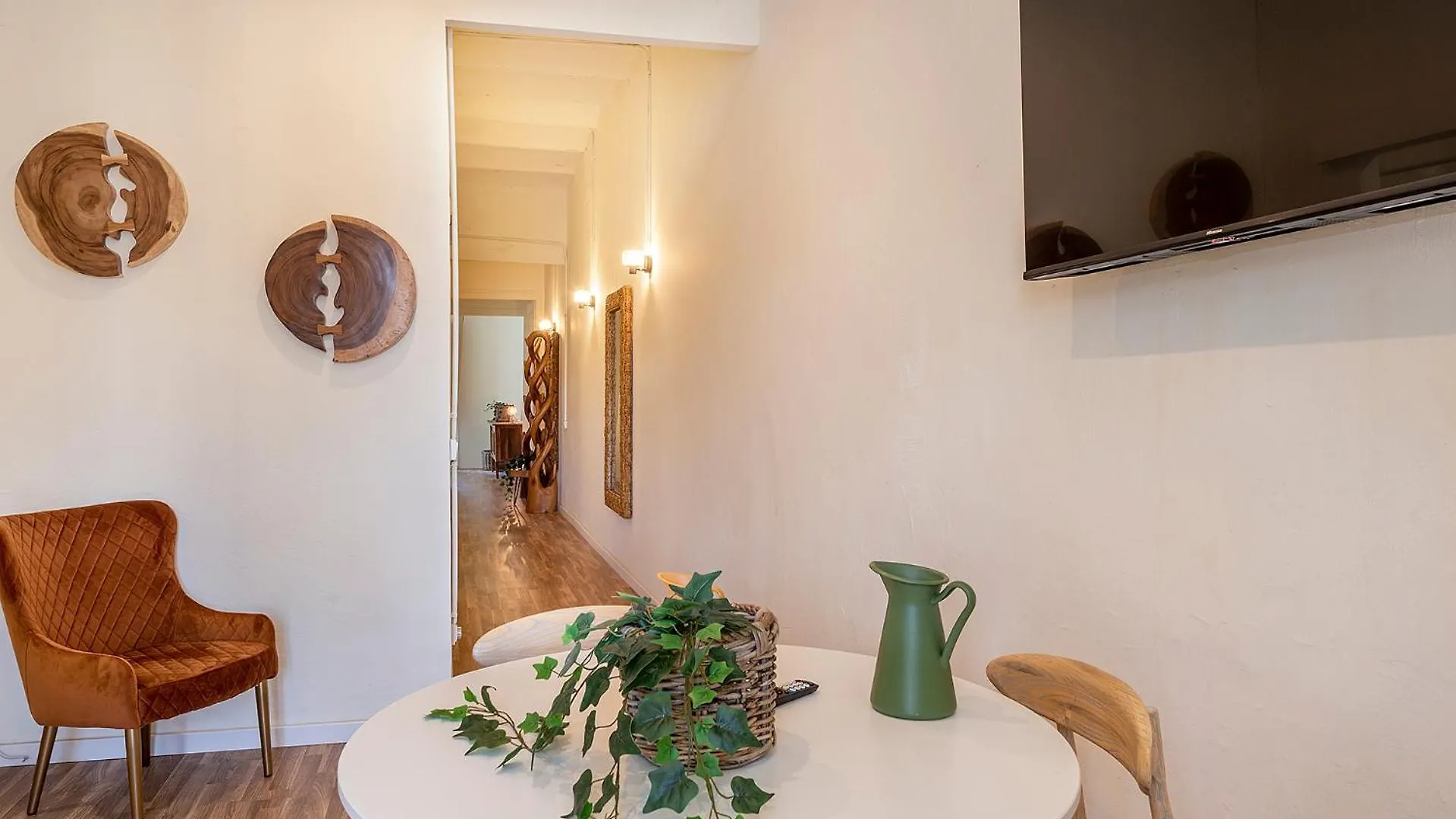 Clandestino Suites Barcelona 0*,  Spain