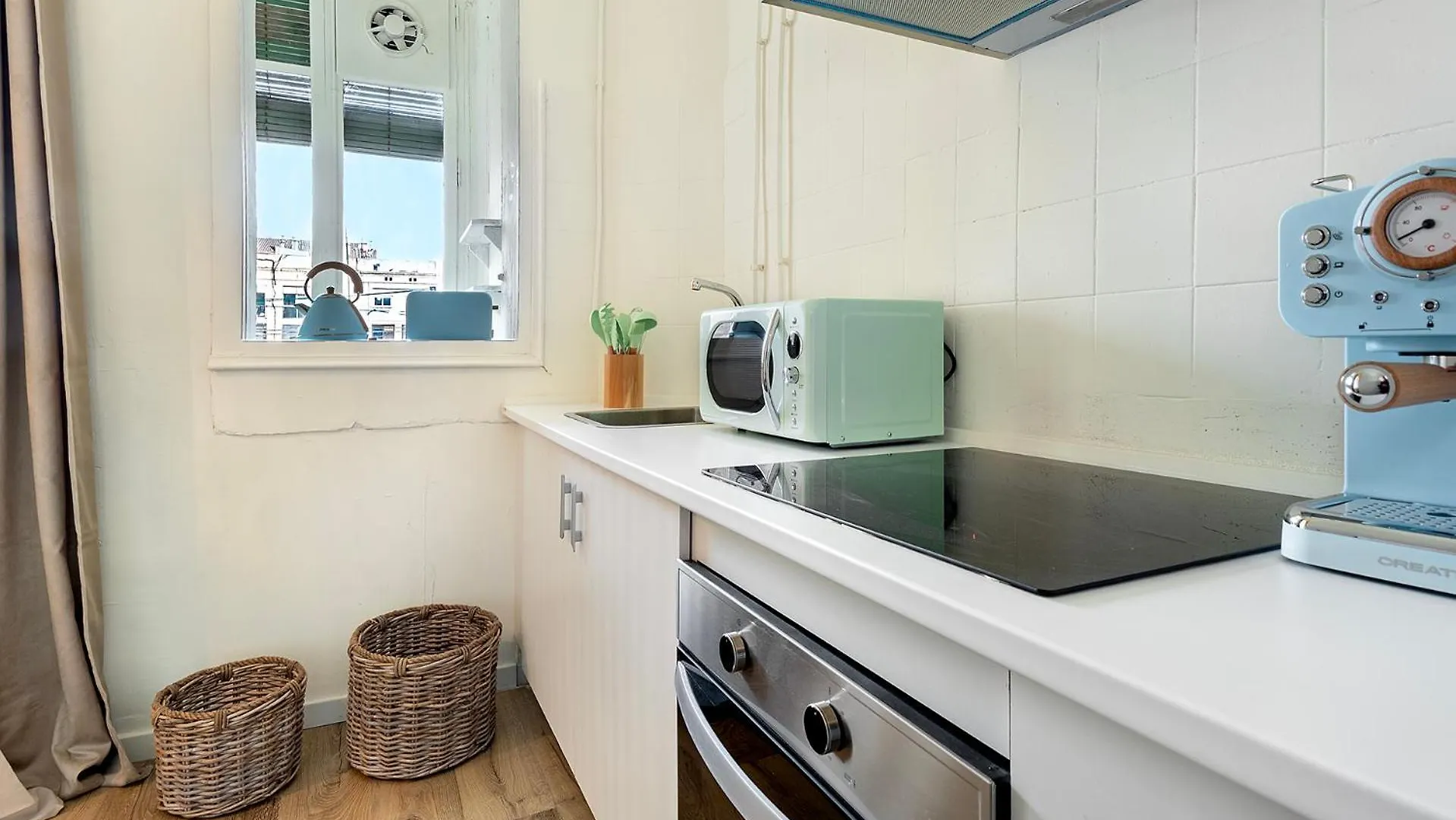 Clandestino Suites Barcelona Apartment