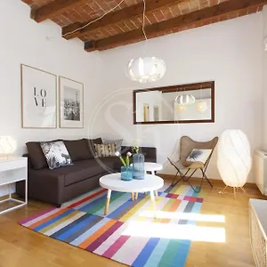 Al Lado De Sagrada Familia Apartment